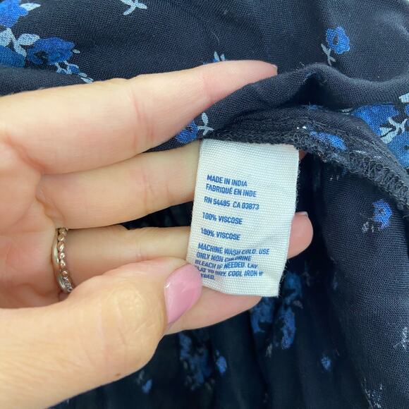 Vintage American Eagle XS Blue Floral Pull On Lightweight Flowy Mini Skirt - Picture 6 of 6